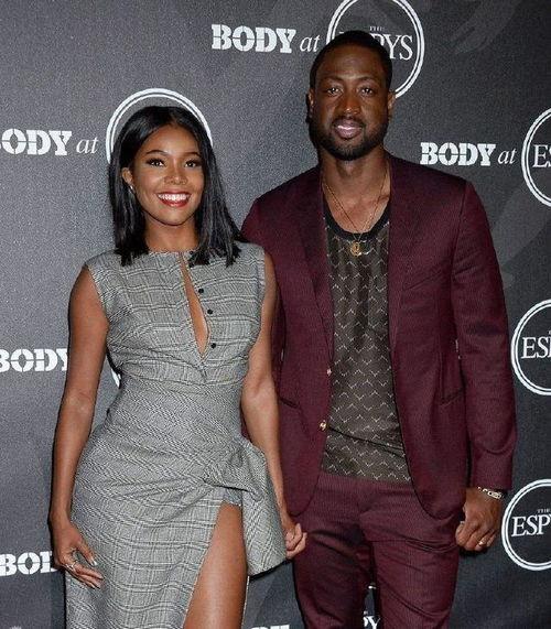 球星的明星妻子照片,盘点球星明星妻子的风采瞬间