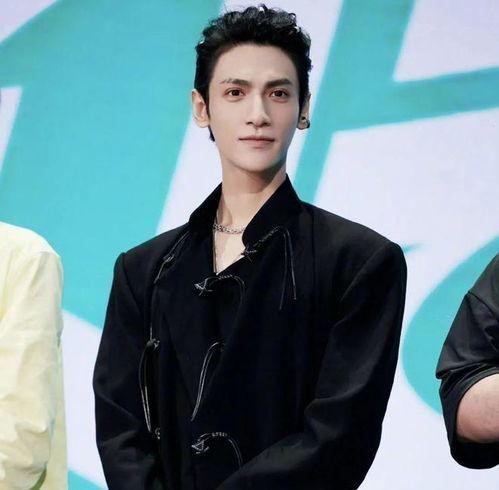 娱乐圈爆料罗云熙,娱乐圈爆料背后的真相与成长