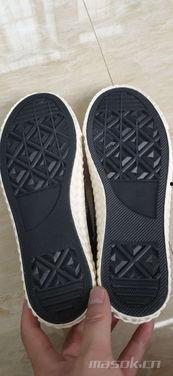 网红同款饼干鞋子,跨界潮流新宠，带你领略美食与时尚的完美融合